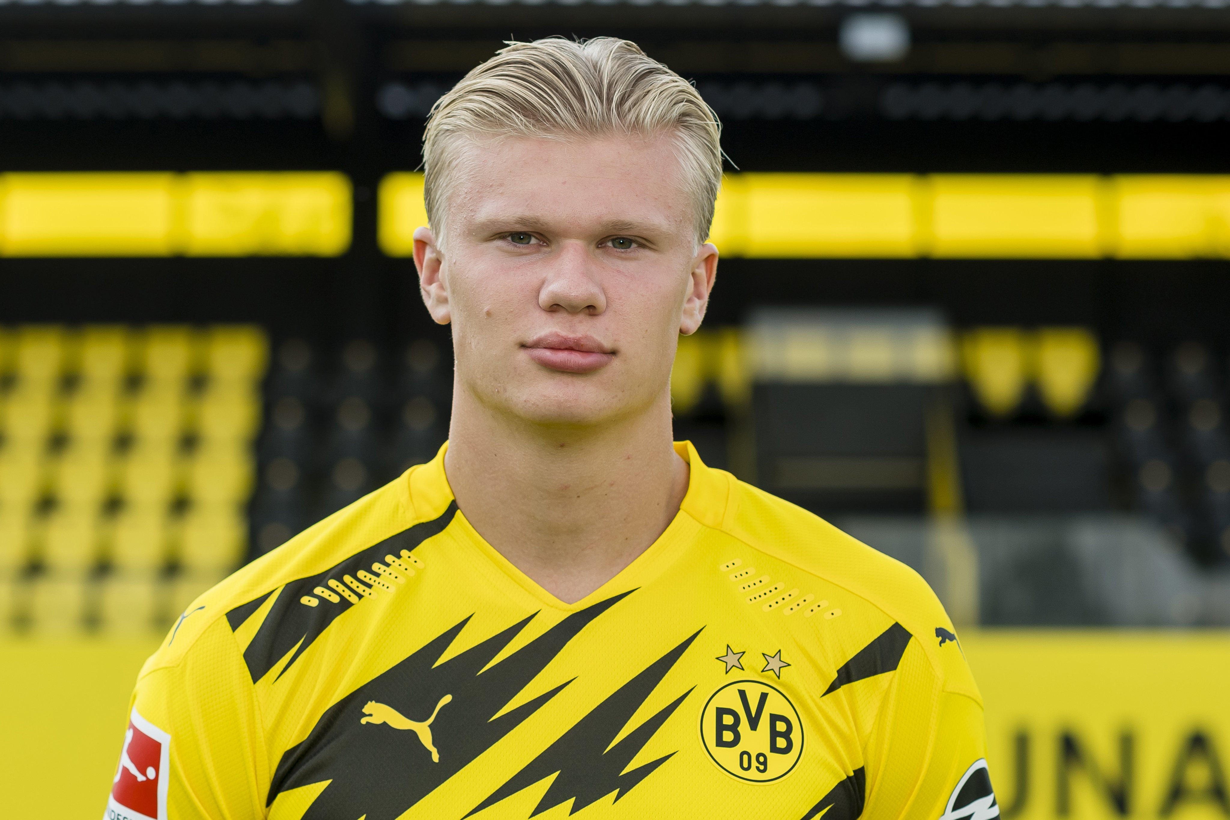 F1：周冠宇凯迪拉克车队储备车手