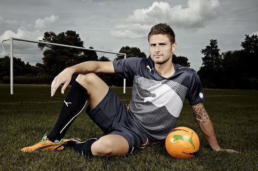 不容易！56岁老帅，3年3次“下课”，如今再度掌印，率队打进前8