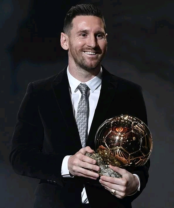 采集花香和天气？小人国的世界脑洞大开！