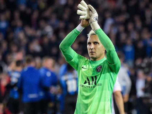 38分4板5助2断2帽，马克西燃尽遭绝杀！76人丢卡位战暴露致命短板