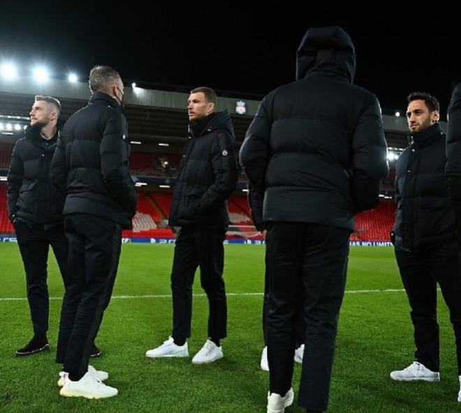 Elk比赛亮小丑事件，本人亲回应，对网上的信息是无所谓的态度